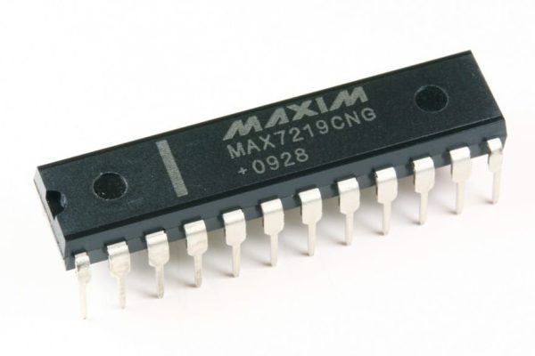 MAX7219CNG 7 Segment Driver IC