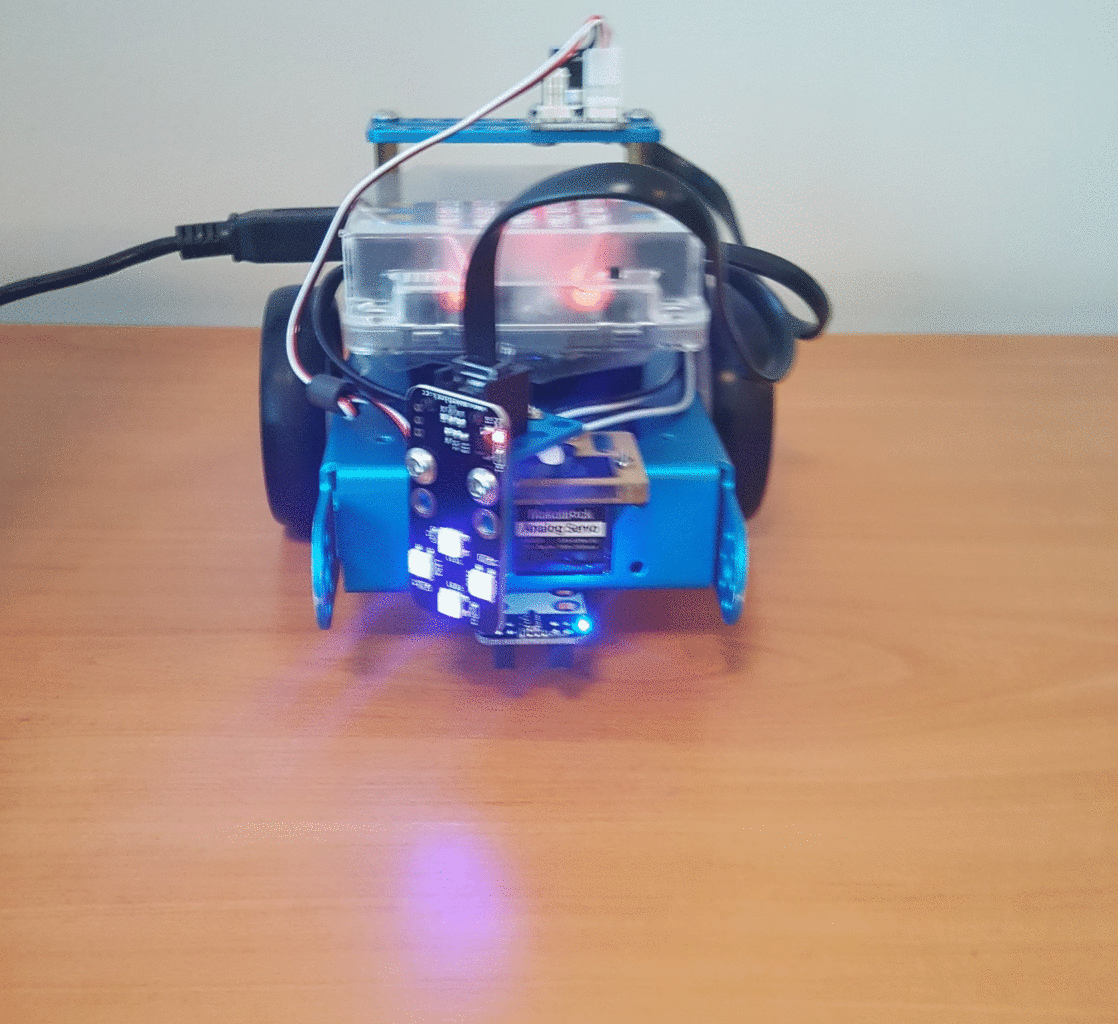 light-emitting-robot
